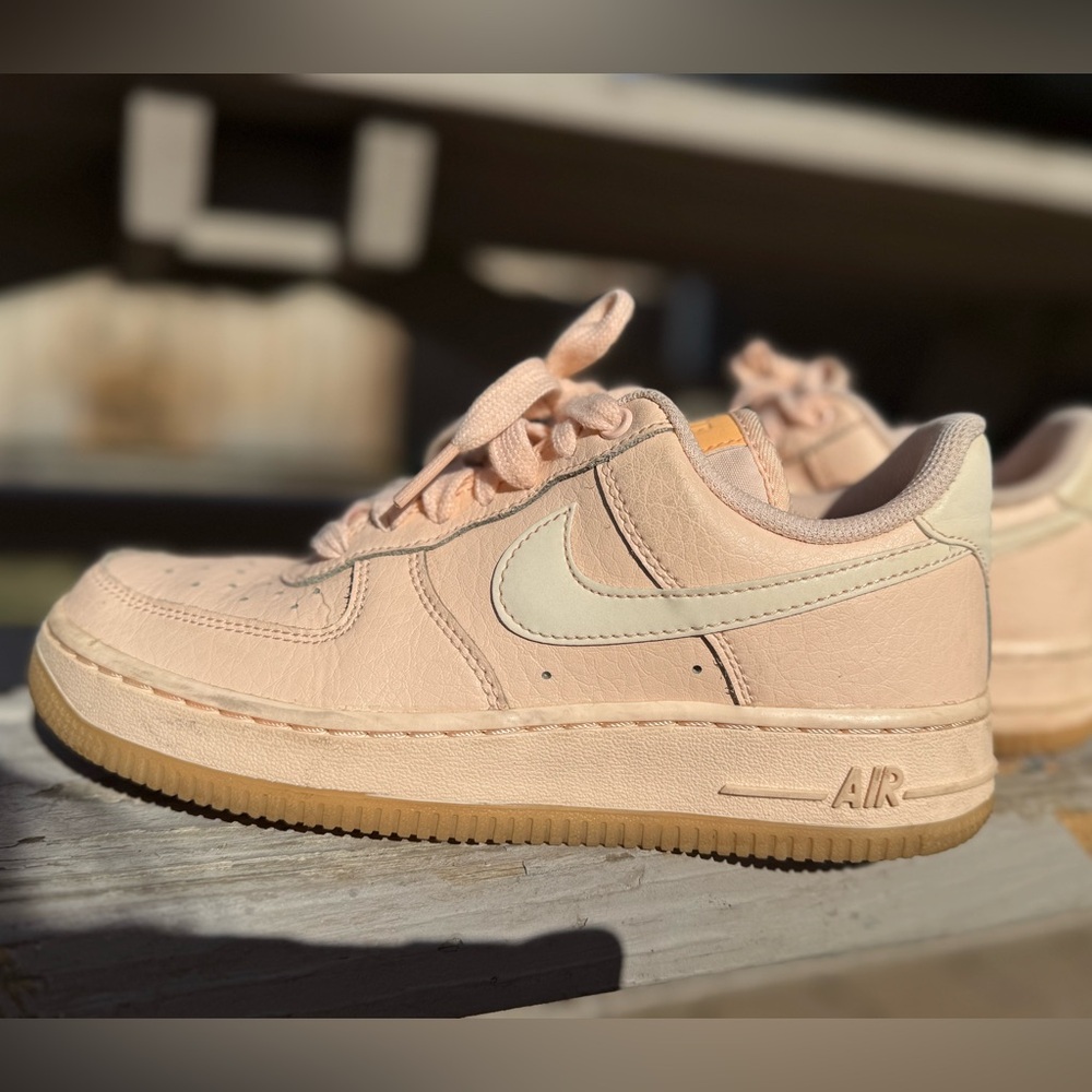 Nike Air Force 1 Orange Pulse Low Sneakers Women’s Size 6 Rare Colorway